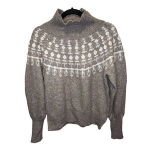 Free Assembly Gray and White Sweater with Mock Neck Womens Medium